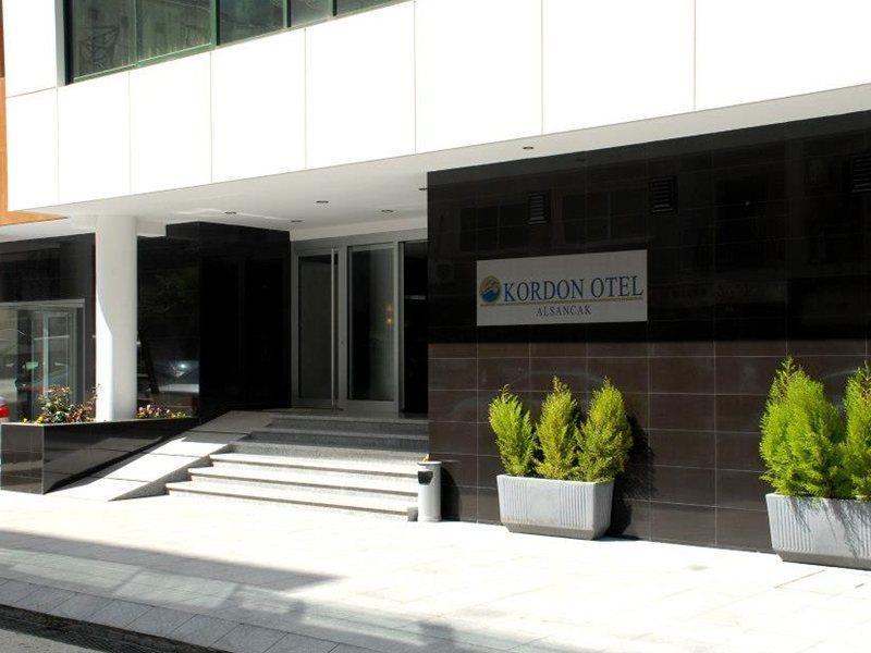 Hotel Kordon Alsancak 3*
